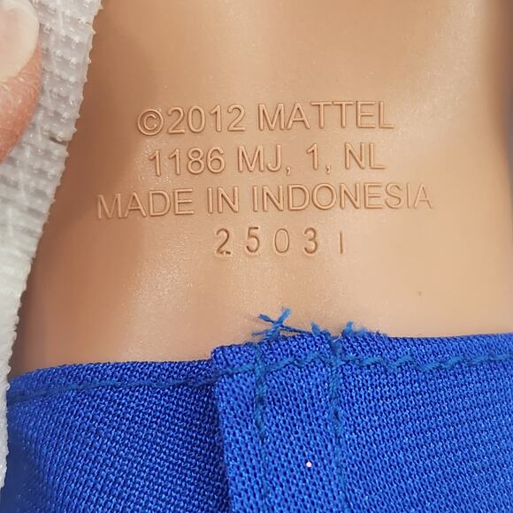 3 Ariel & 1 Prince Eric Fashion Dolls, lot of 4 Disney's The Little Mermaid - Picture 8 of 9